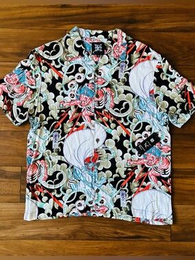 New Ed Hardy Camp Shirt Mens Size M Japan Bee Dragon Short Sleeve Button Down